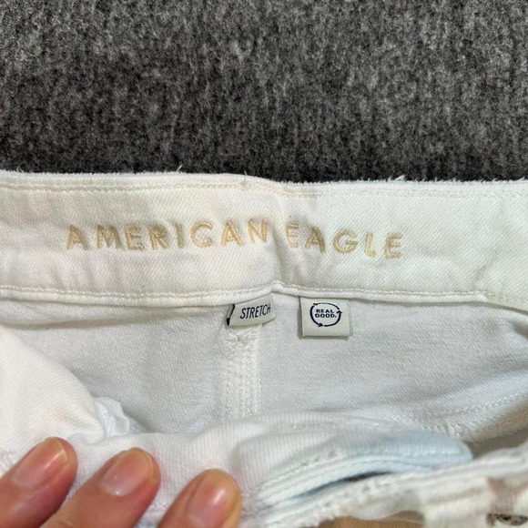 American Eagle Shorts Women's Size 0 White Mom Shorts Stretch High Waisted - Picture 2 of 7